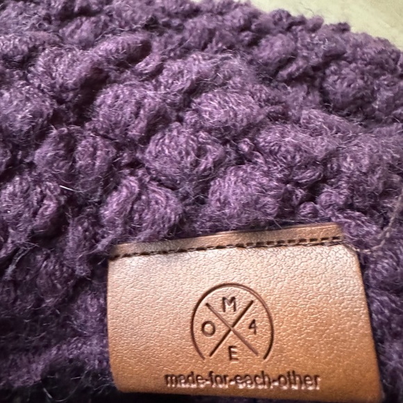 made for each other scarf 🫶🏼 - Picture 2 of 2